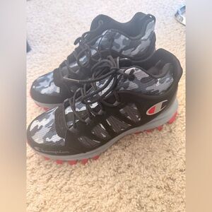 Champion 
men's Rasta boots from finish line 8.5